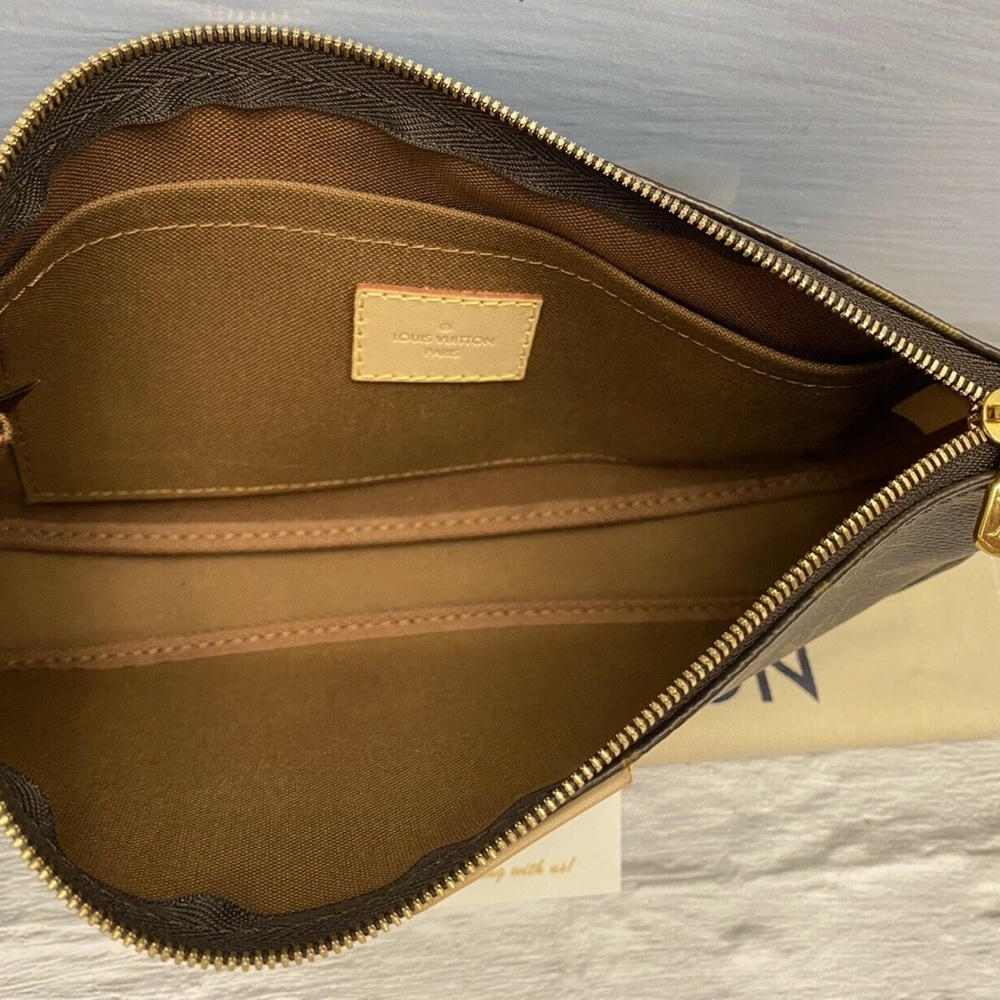 ❤️‍🩹SOLD❤️‍🩹 NEW Louis Vuitton Multi Pochette Accessories MNG Purse Wristlet - Picture 5 of 12